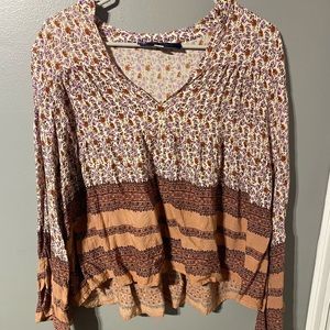 Cute floral long sleeve top